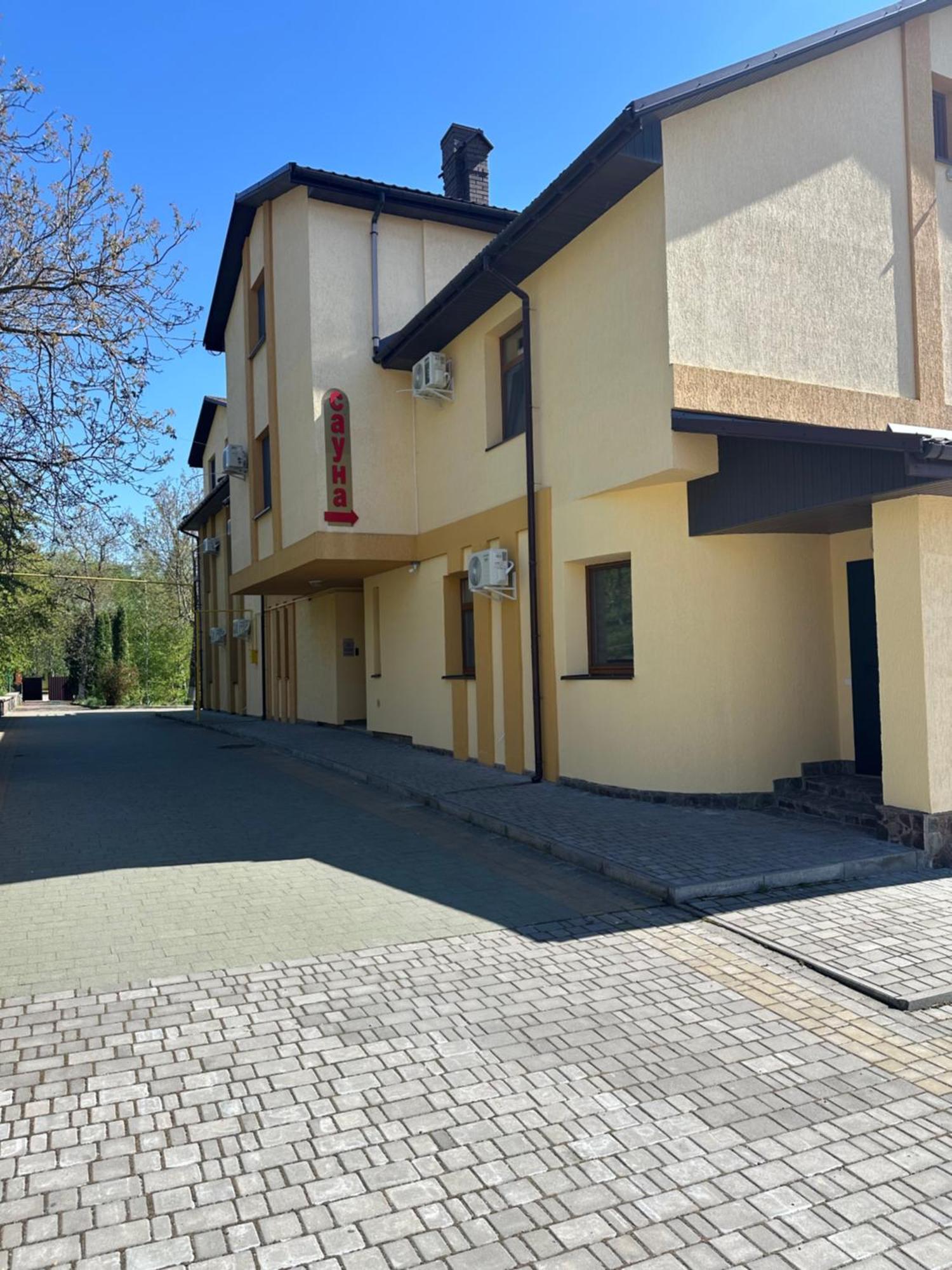 Каприз Kamianets-Podilskyi Exterior foto
